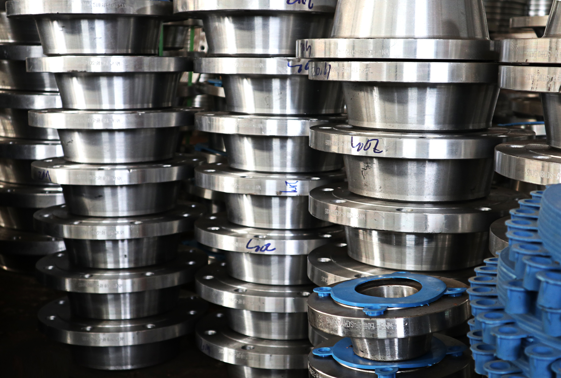 加工不銹鋼法蘭時(shí)存在什么樣的問(wèn)題以及如何解決？